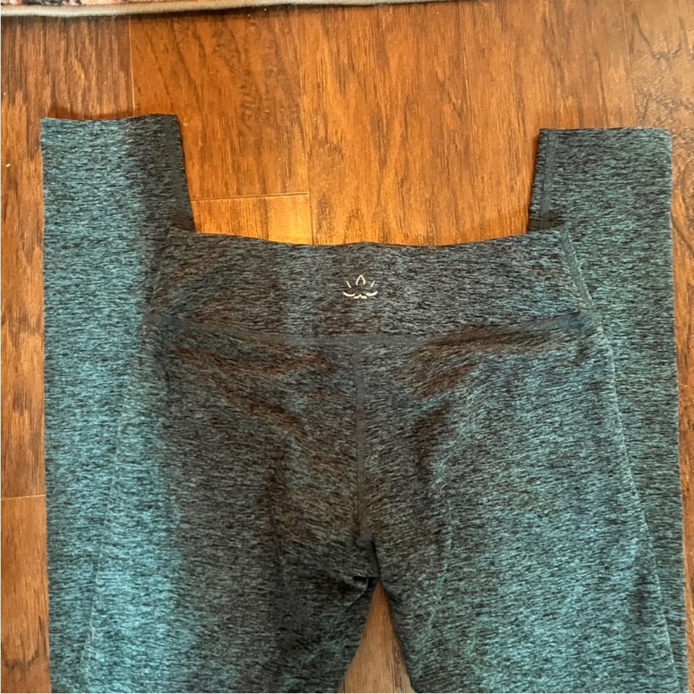 Beyond Yoga Teal-Black Heathered Leggings